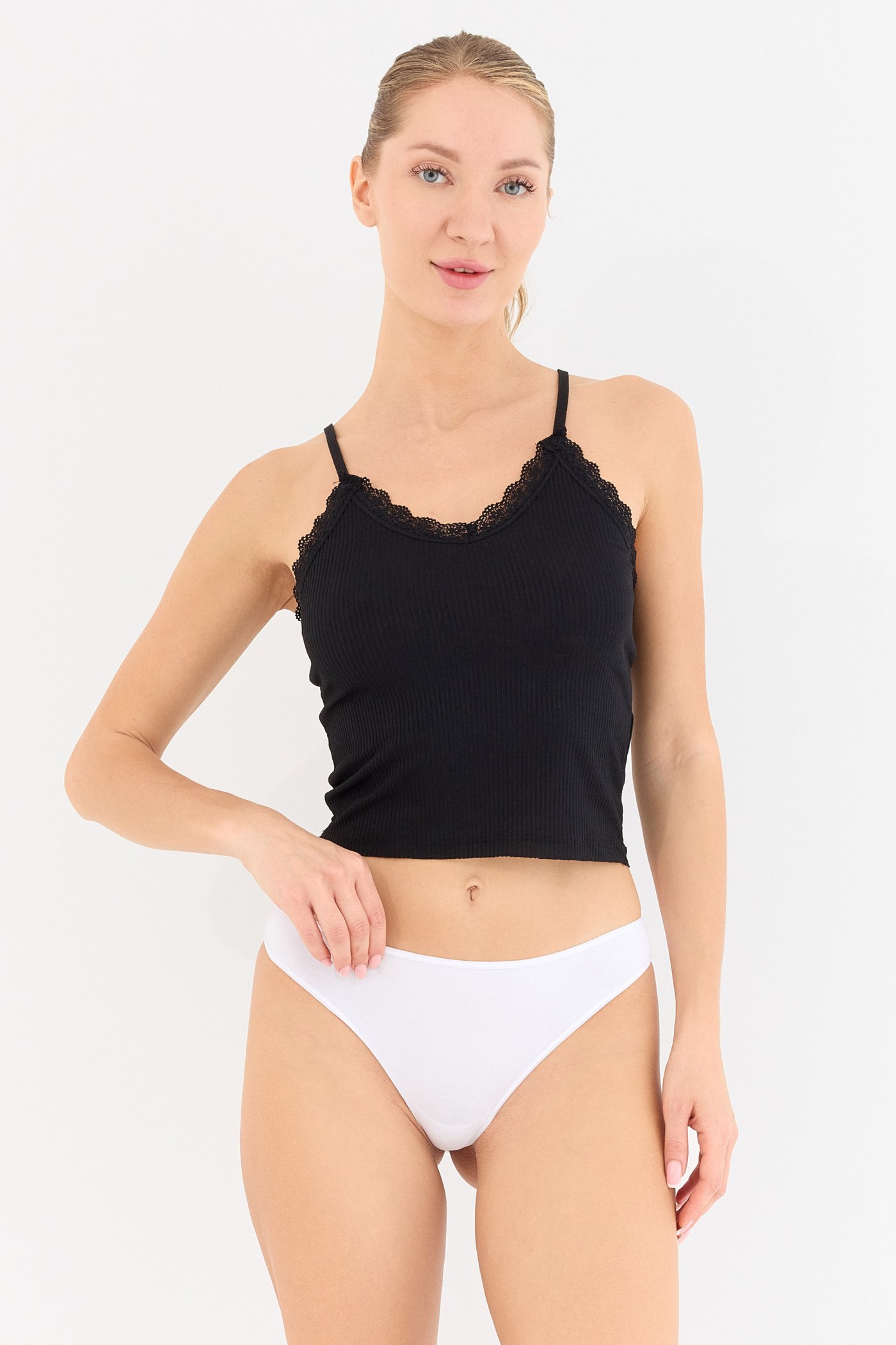 Air Beyaz Tanga Külot