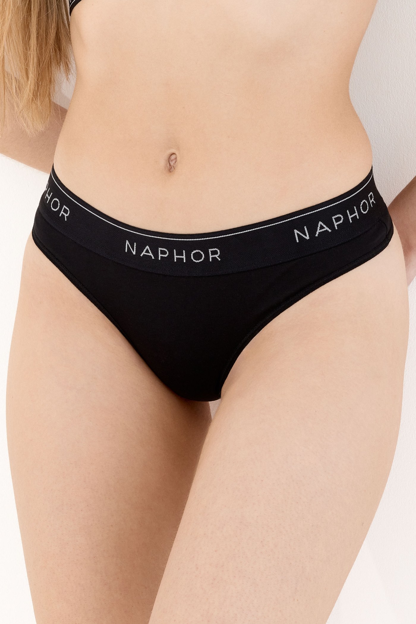 Signature Noir Black Thong
